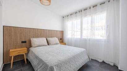 Alquiler a largo plazo - Apartment -
Torrevieja