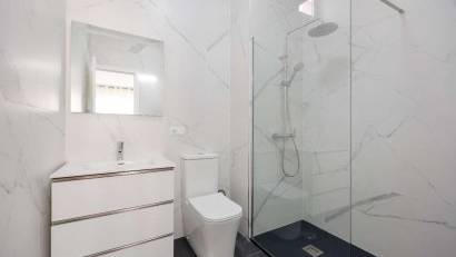 Alquiler a largo plazo - Apartment -
Torrevieja
