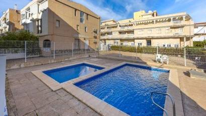 Alquiler a largo plazo - Apartment -
Torrevieja