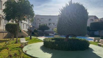 Resale - Apartment -
Torrevieja - Playa del Acequión