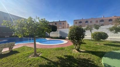 Resale - Apartment -
Torrevieja - Playa del Acequión