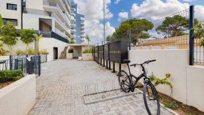 Återförsäljning - Apartment -
Orihuela Costa - Campoamor
