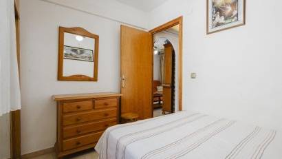 Återförsäljning - Apartment -
Torrevieja - Playa del Acequión