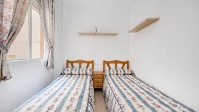 Återförsäljning - Bungalow -
Torrevieja - Playa de los Naufragos