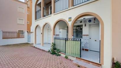 Återförsäljning - Bungalow -
Torrevieja - Playa de los Naufragos