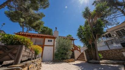 Resale - Villa -
Pinar de Campoverde