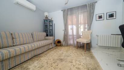 Resale - Villa -
Pinar de Campoverde