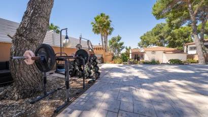 Resale - Villa -
Pinar de Campoverde