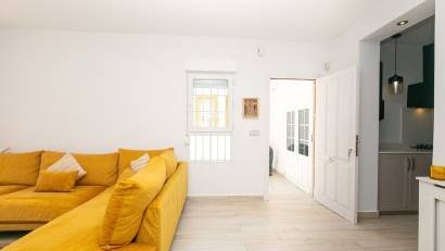 Resale - Semi detached -
Los Dolses