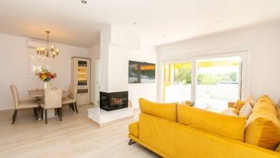 Resale - Semi detached -
Los Dolses