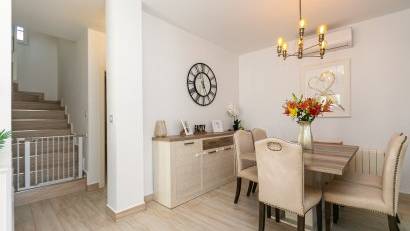 Resale - Semi detached -
Los Dolses