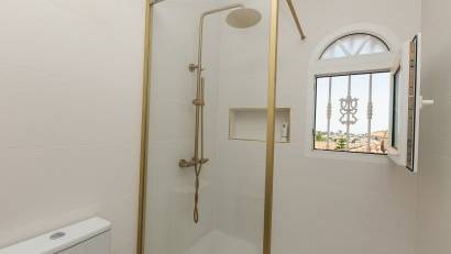 Resale - Semi detached -
Los Dolses