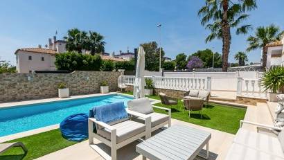 Resale - Semi detached -
Los Dolses