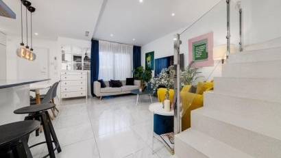 Reventa - Adosado -
Orihuela Costa - Las Filipinas