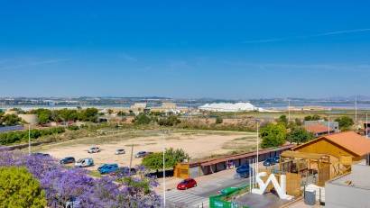 Reventa - Apartment -
Torrevieja - Playa del Acequión