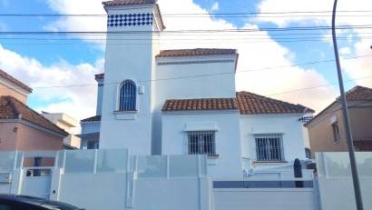 Resale - Villa -
San Miguel - Las filipinas