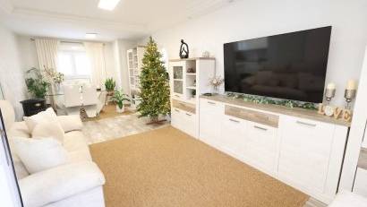 Resale - Villa -
San Miguel - Las filipinas