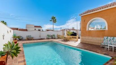 Återförsäljning - Villa -
Ciudad quesada - Ciudad Quesada
