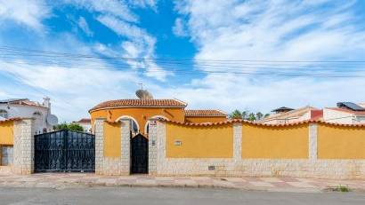 Återförsäljning - Villa -
Ciudad quesada - Ciudad Quesada