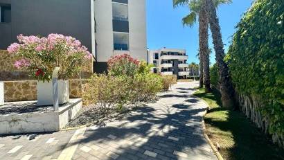 Resale - Apartment -
Orihuela Costa - PAU 8
