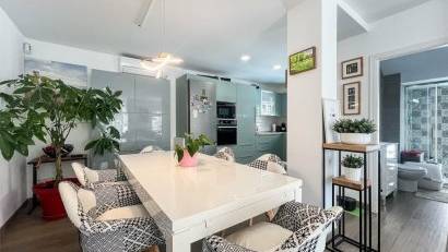 Resale - Detached villa -
Orihuela Costa - Villamartin