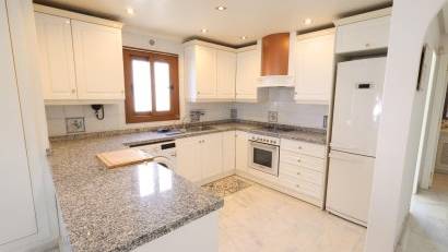 Resale - Apartment -
Orihuela Costa - PAU 8