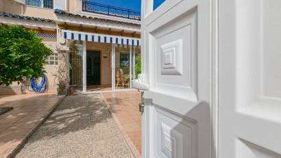 Resale - Quad House -
Playa Flamenca - Zenia Mar