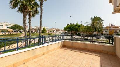 Resale - Quad House -
Playa Flamenca - Zenia Mar