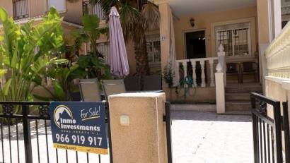 Resale - Townhouse -
Playa Flamenca