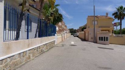 Resale - Townhouse -
Playa Flamenca