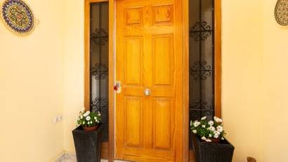 Resale - Semi detached -
Los Balcones