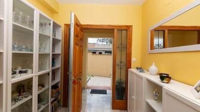 Resale - Semi detached -
Los Balcones