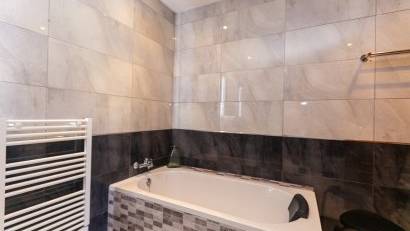Resale - Semi detached -
Los Balcones