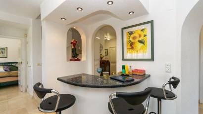 Resale - Villa -
Villamartin - Rioja