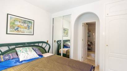 Resale - Villa -
Villamartin - Rioja