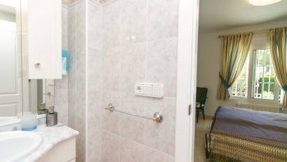 Resale - Villa -
Villamartin - Rioja