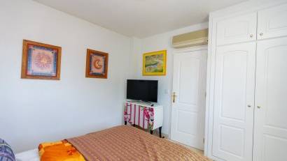 Resale - Villa -
Villamartin - Rioja