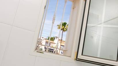 Resale - Villa -
Villamartin - Rioja