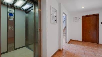 Återförsäljning - Apartment -
Torrevieja - Punta Prima
