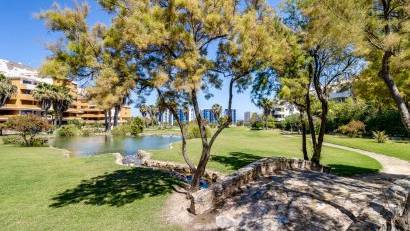 Återförsäljning - Apartment -
Torrevieja - Punta Prima