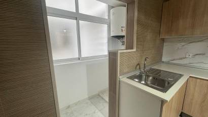 Resale - Apartment -
Torrevieja - Muelle Pesquero