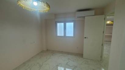 Resale - Apartment -
Torrevieja - Muelle Pesquero