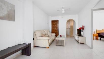Resale - Bungalow -
Torrevieja - Playa de los Naufragos