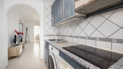 Resale - Bungalow -
Torrevieja - Playa de los Naufragos