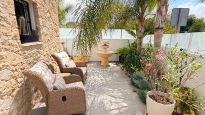 Återförsäljning - Detached villa -
Los Montesinos - La Herrada