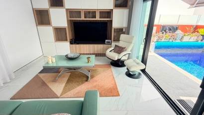 Återförsäljning - Detached villa -
Los Montesinos - La Herrada