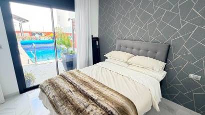 Återförsäljning - Detached villa -
Los Montesinos - La Herrada