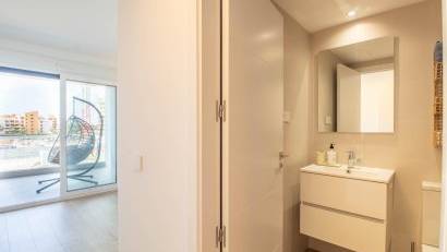 Återförsäljning - Apartment -
Torrevieja - Punta prima