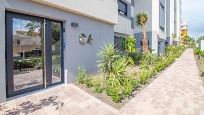 Återförsäljning - Apartment -
Torrevieja - Punta prima