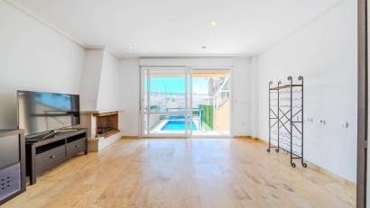 Återförsäljning - Semi detached -
Orihuela Costa - Campoamor